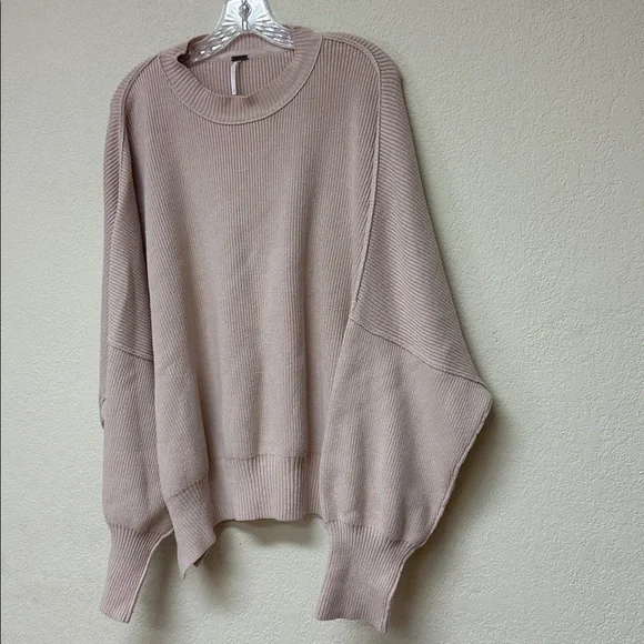 Free People Women's east street blush pullover Sweater Size L - Picture 3 of 4